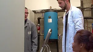 Interracial fucking with horny ebony neighbor Eva Tigers - MMF