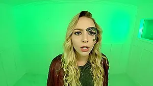 Fuck Blonde Lily Larimar In Star Trek Cosplay