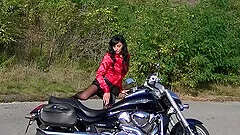 Brunette model loves to tease with her juicy pussy in outdoors