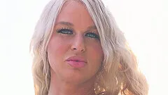 Balls deep anal fucking ends with facial for mature London River