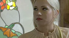 Blonde babes Kiara Lord and Alecia Fox love to eat wet pussy