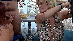 MILF gets her ass fucked and creampied in homemade video