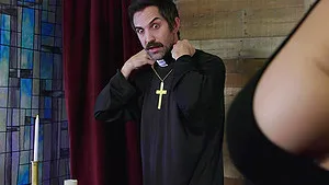 Beauty and the Priest Vol 2 Part 3