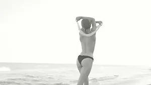 SUPERBE  Hottie Strips Naked Outdoor Solo