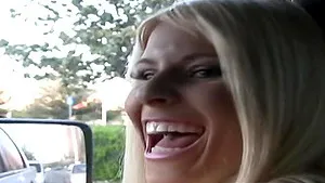 Massive facial cute blonde after she got a ride and wanted to thank the guy