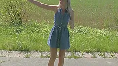 Gorgeous MILF outdoor fuck with a stranger