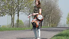 Kizzy Sixx gets her pussy fucked by a handsome driver in the car