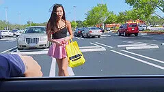 Vina Sky loves when her lover cum on her pussy after sex in the car