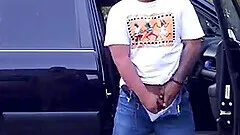 Two strangers sucked each other's dicks in the park