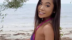 Pleasing a hard stranger's cock on the beach is amazing for Vina Sky