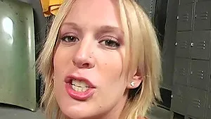 Interracial FFM threesome with pregnant Ruth and her friend Veronica