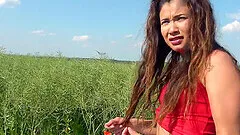 Jade Presley likes when her lover cum on her cunt after outdoor sex