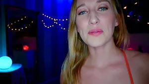 Naughty stripper Riley Reyes enjoys getting fucked in POV video