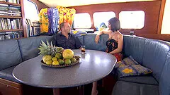 Olivia La Roche blowing friend's dick before anything else at the beach