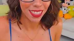 Huge Tits Brunette Babe Loves to Play Her Cunt