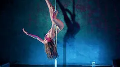 Stripper whore Kimmy Granger wants to eat cum after her show