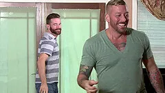 Mature inked gay dude has his cock worshiped by a blonde teen