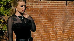 Gorgeous Misha Cross cannot resist an outdoor fuck