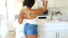 Emori Pleezer gets a facial in return for a sloppy blowjob