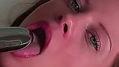 Naughty babe needs to moan while she drills her cunt with a toy