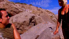 Fucking on the beach is what Didi Valendrey likes the most