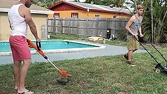 Sexy bf tempts horny muscle daddy with big raw cock