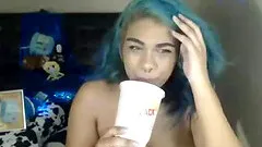 See Why This Cam Went Viral! Over a million viewers!