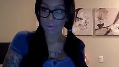 Gorgeous College Camgirl With Glasses