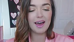 Uber-Sexy Pussy Pleasure On Webcam