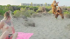 Sweet girl Yuno Love has a great time during a kinky threesome