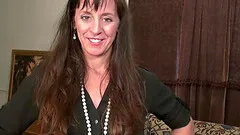 Horny old mature lady showing off experienced adult toys usage