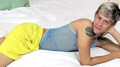 Skinny dick rider Tully Jakeson unloads his juicy jizz