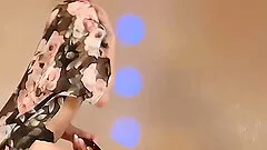 Stunning Skinny Camwhore Was Horny And Alone