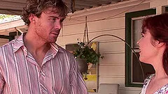 Fake tits Mae Victoria giving dick superb blowjob in car