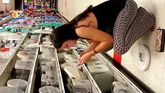 Hidden Cam Gorgeous Slut In A Store