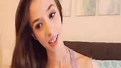 Hot brunette babe finger fuck her wet pussy on webcam