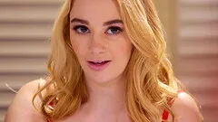 Lyra Law cannot resist Ivy Jones' amazing petite body