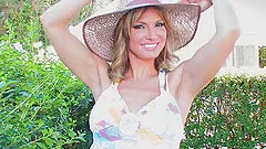 Outdoor sex games with alluring mature blonde's hole