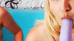 Lesbian Couple Masturbating Show