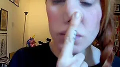 College Camgirl Hot Noseplay