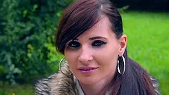 Jeny Smith pantyhose flashing in public park. bubble butt and public flashing