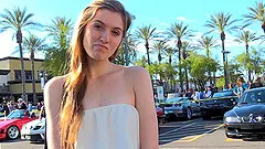 Masturbating in public brings Eva that naughty pleasure