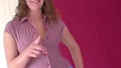 Curly-haired amateur chick decides to rub the dick against her booty