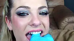 No face fucking is complete without a big cumshot