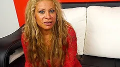 Getting sweaty with a slutty milf that loves fucking