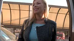 Amazing blonde chick is quite happy to get banged inside the car