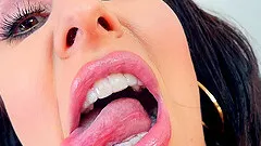 Toy combined with the cock brings Dollie all the required pleasure