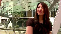 Blouse and skirt girl shows off her pantyhose pussy in the car