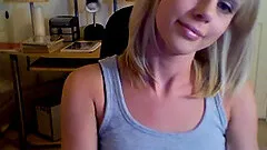 Flirtatious Li Ann meets a guy online & teases him on webcam