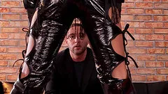 Unforgettable tanned beauty rides the dick with her tight anus